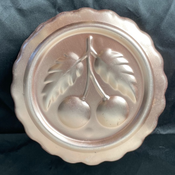 2 for $10 Vtg Copper Cherry Mold - Picture 2 of 12